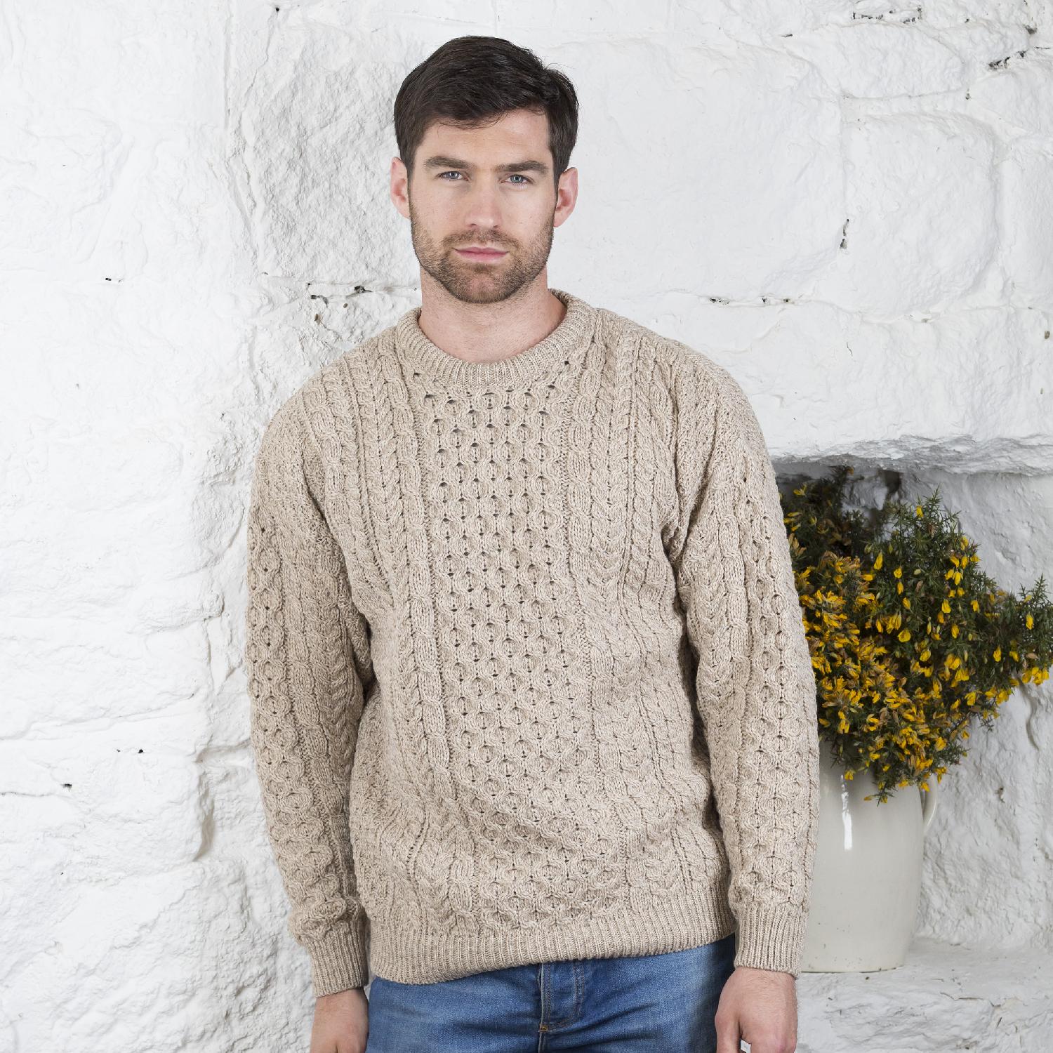 Men's Traditional Merino Wool Aran Sweater Beige Medium